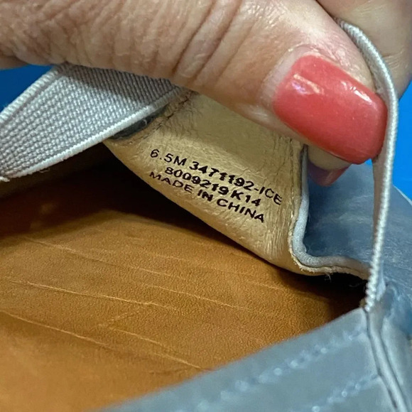 FRYE Melanie T-Strap Slip-On Flat in Ice Grey Blue - Picture 4 of 8